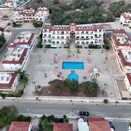 Nissi Pool View Large Terrace 450m From Nissi Διαμέρισμα *