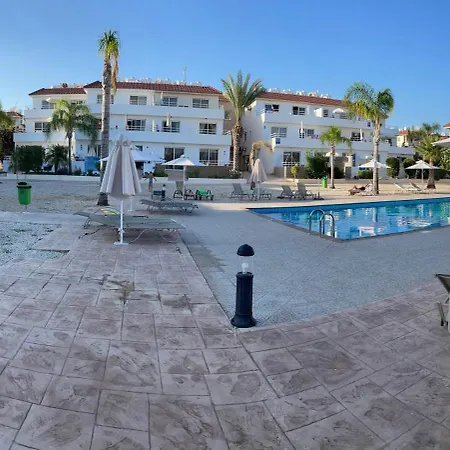 Nissi Pool View Large Terrace 450m From Nissi Διαμέρισμα